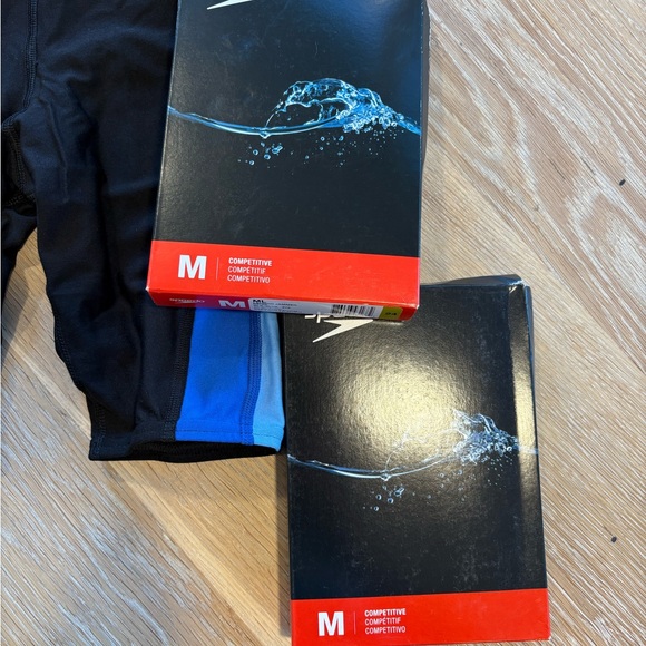 Kids swim jammers - Speedo 24 - two available! - Picture 2 of 5